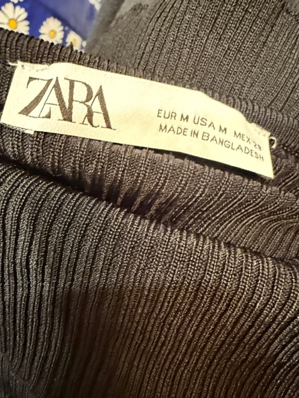 Zara Black Ribbed Square-Neck Tank size Medium - Picture 5 of 5
